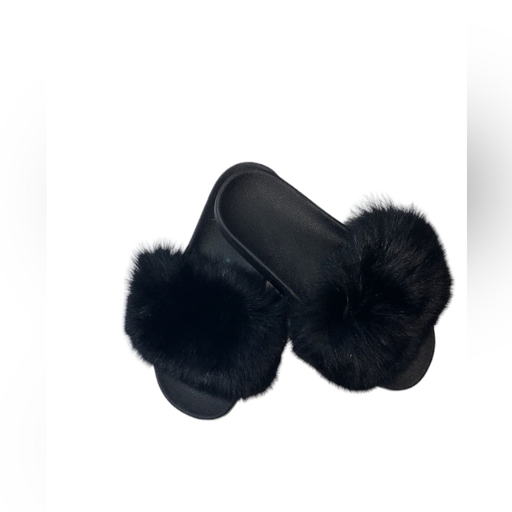 New Genuine Fox Fur Wide Strap Black Slides Size 14 (fits like a size 10)